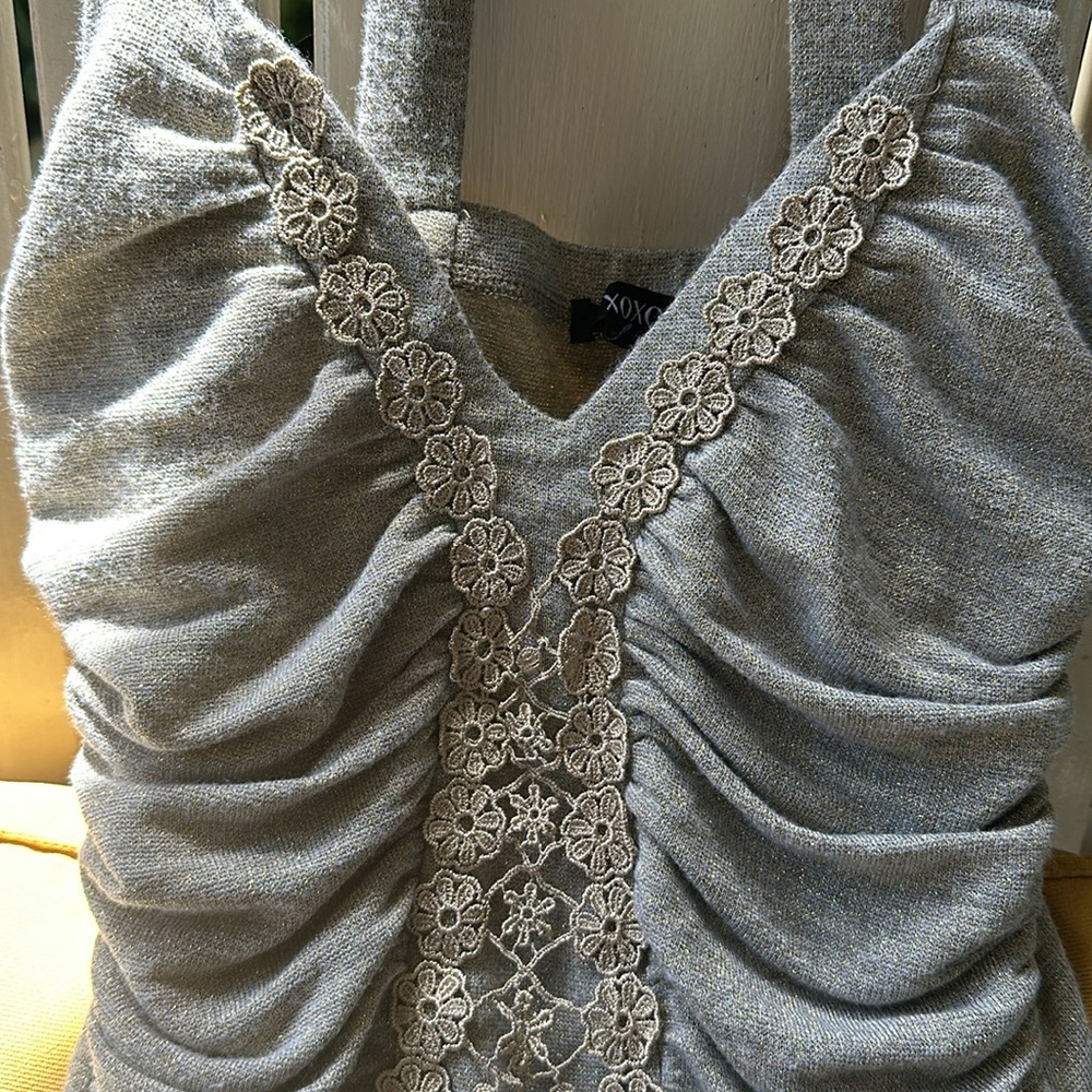 XOXO Ruched Top - Picture 8 of 11